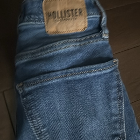 Juniors Hollister flare jeans size 00s - Picture 3 of 8